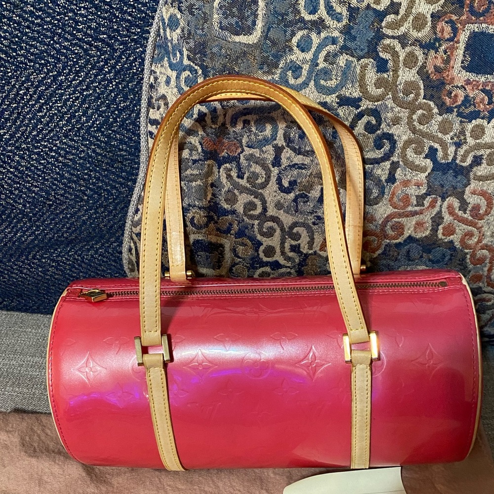 Louis Vuitton Bedford Monogram Vernis Framboise